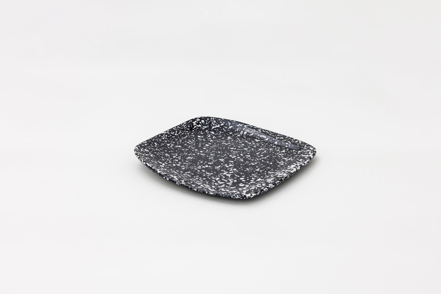 Small  Plate Set of ( 6 pieces )