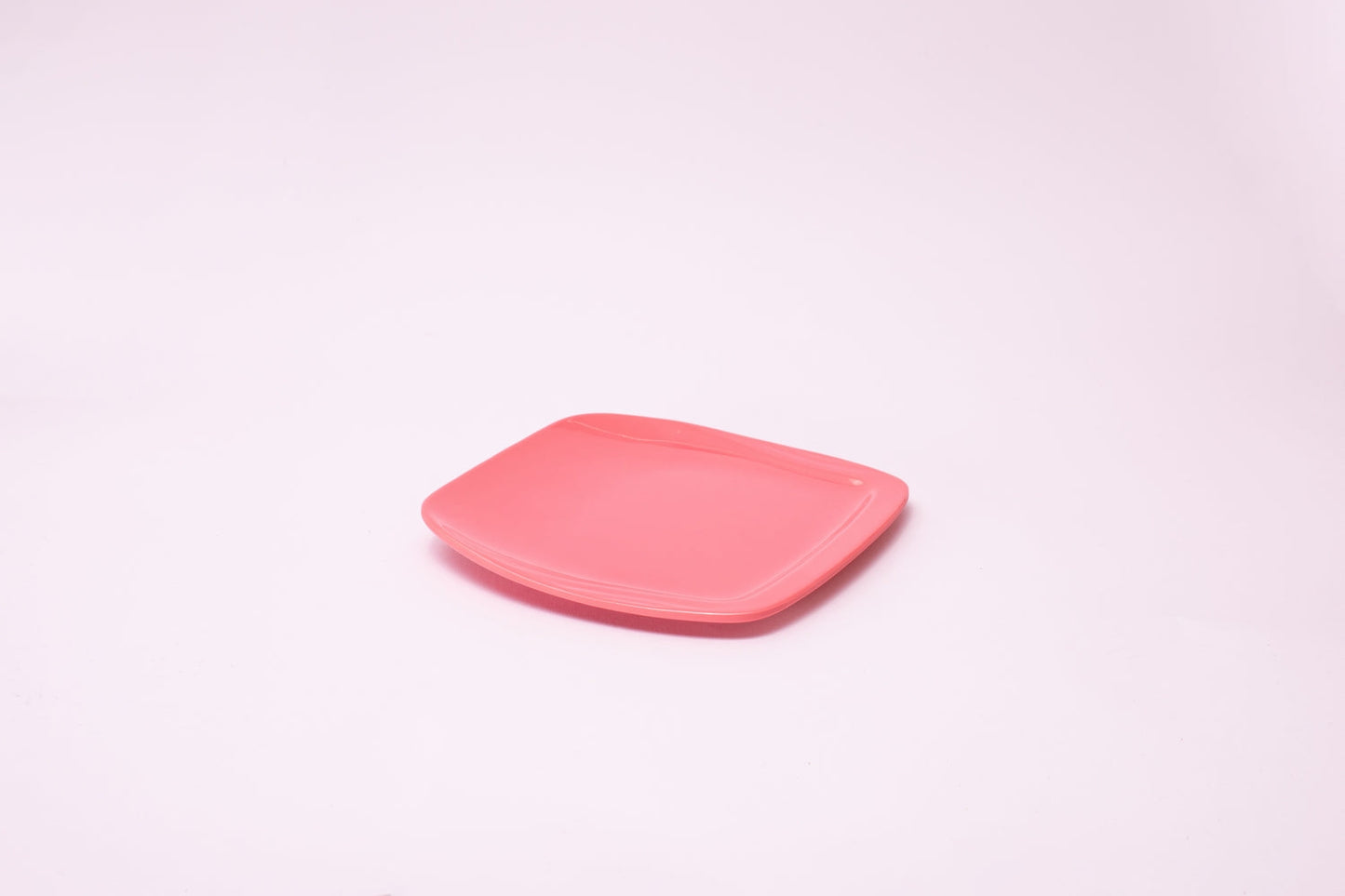 Small  Plate Set of ( 6 pieces )