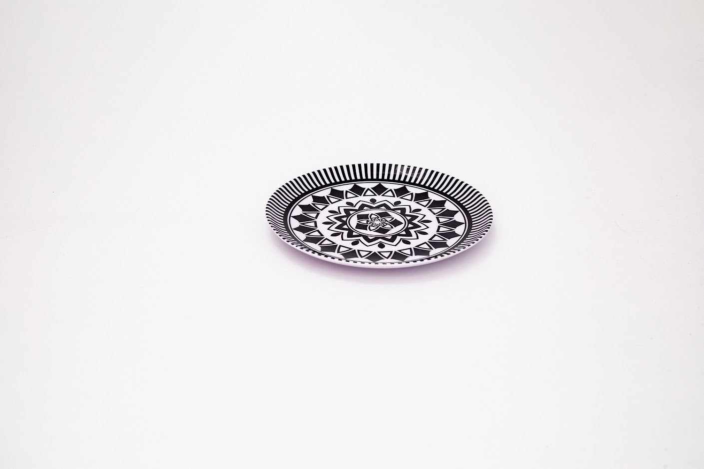 Side Plate Set of   ( 6 pieces )